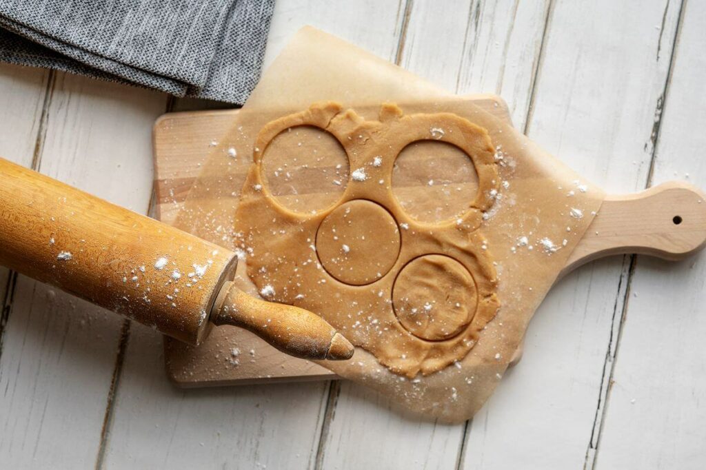 Step 3 visual: roll out cookie dough and cut into circles